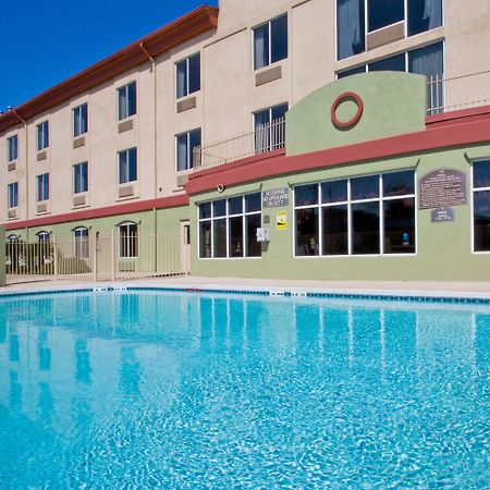Holiday Inn Express Hotel & Suites Live Oak By Ihg Zewnętrze zdjęcie