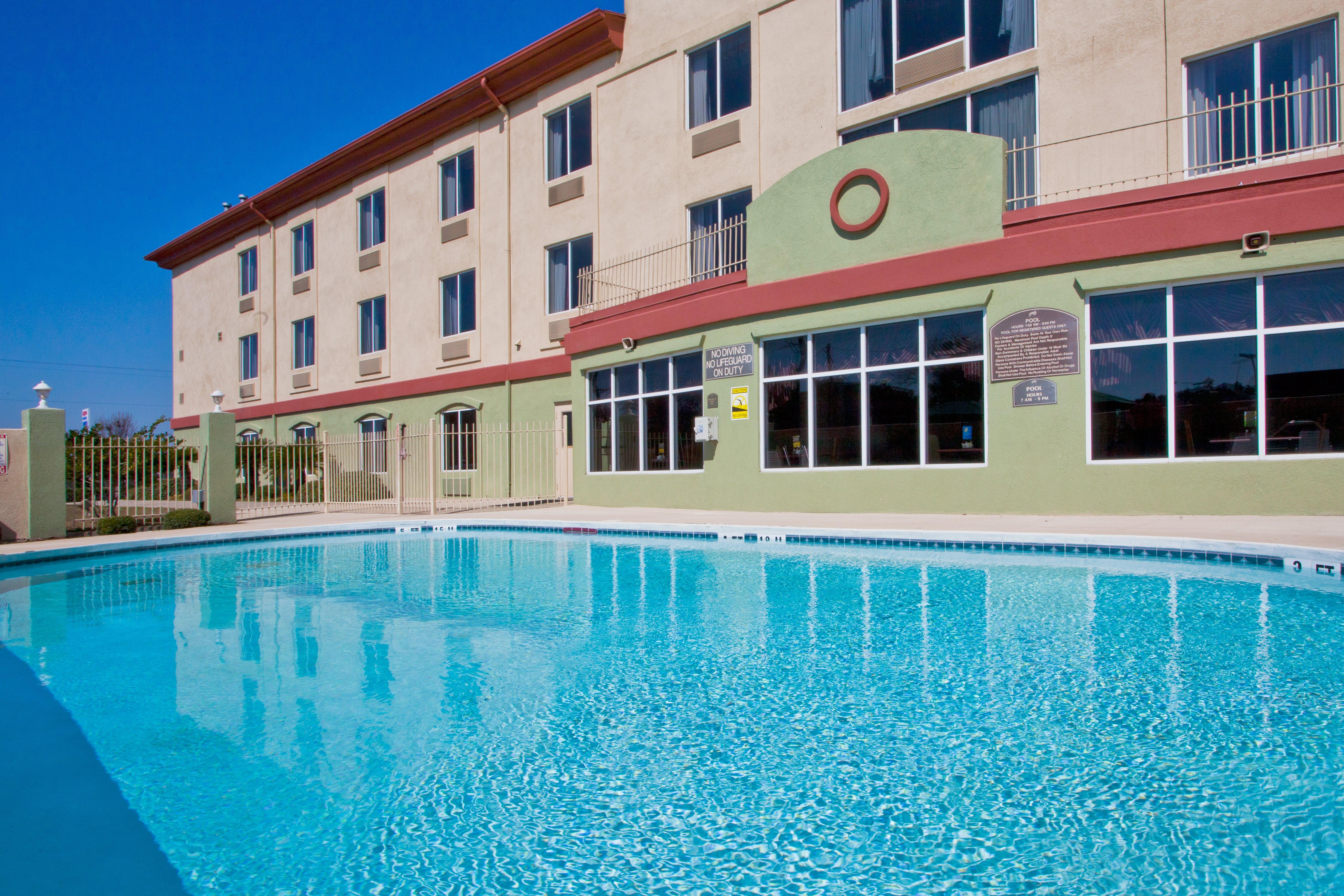 Holiday Inn Express Hotel & Suites Live Oak By Ihg Zewnętrze zdjęcie