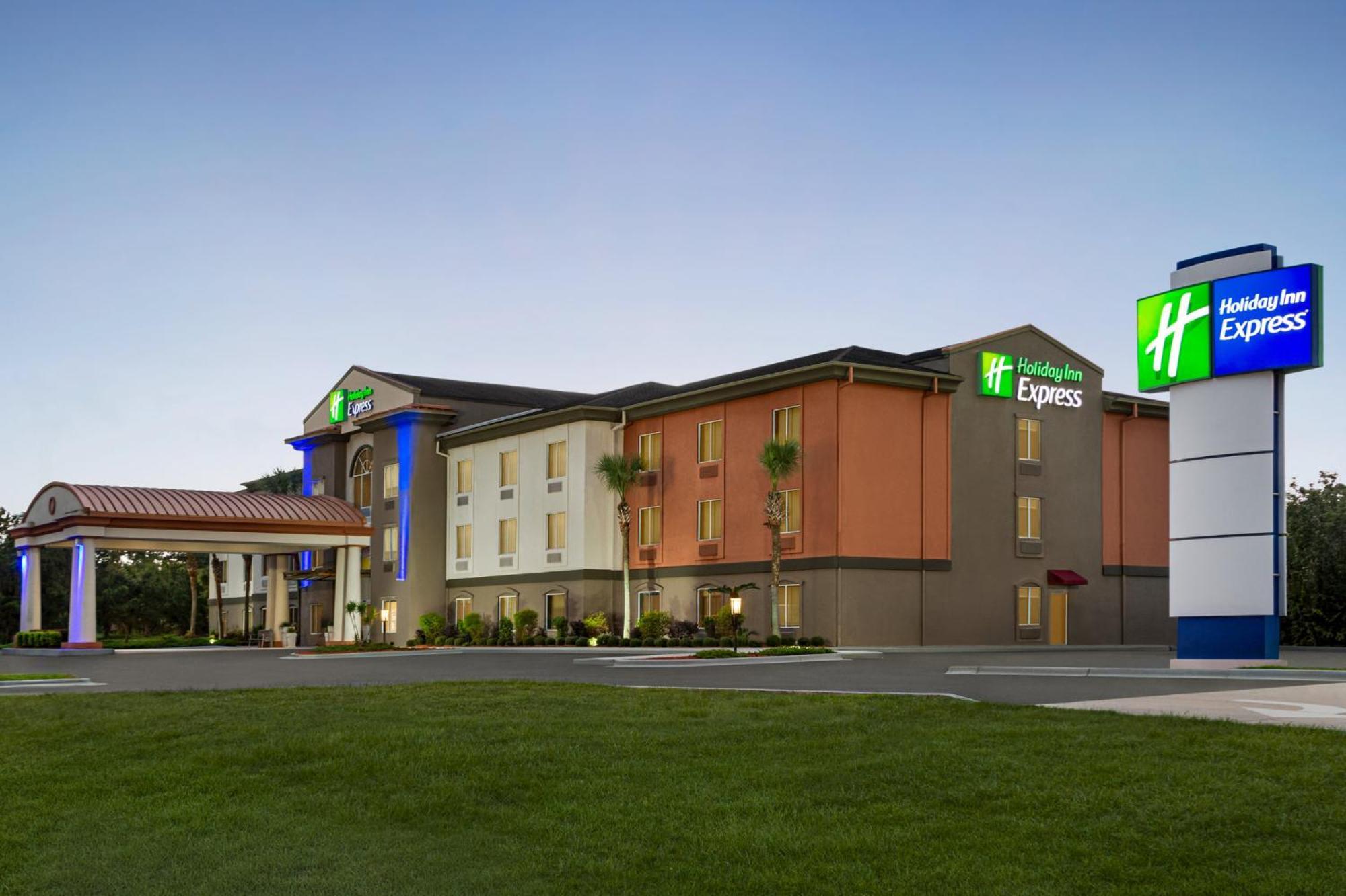 Holiday Inn Express Hotel & Suites Live Oak By Ihg Zewnętrze zdjęcie