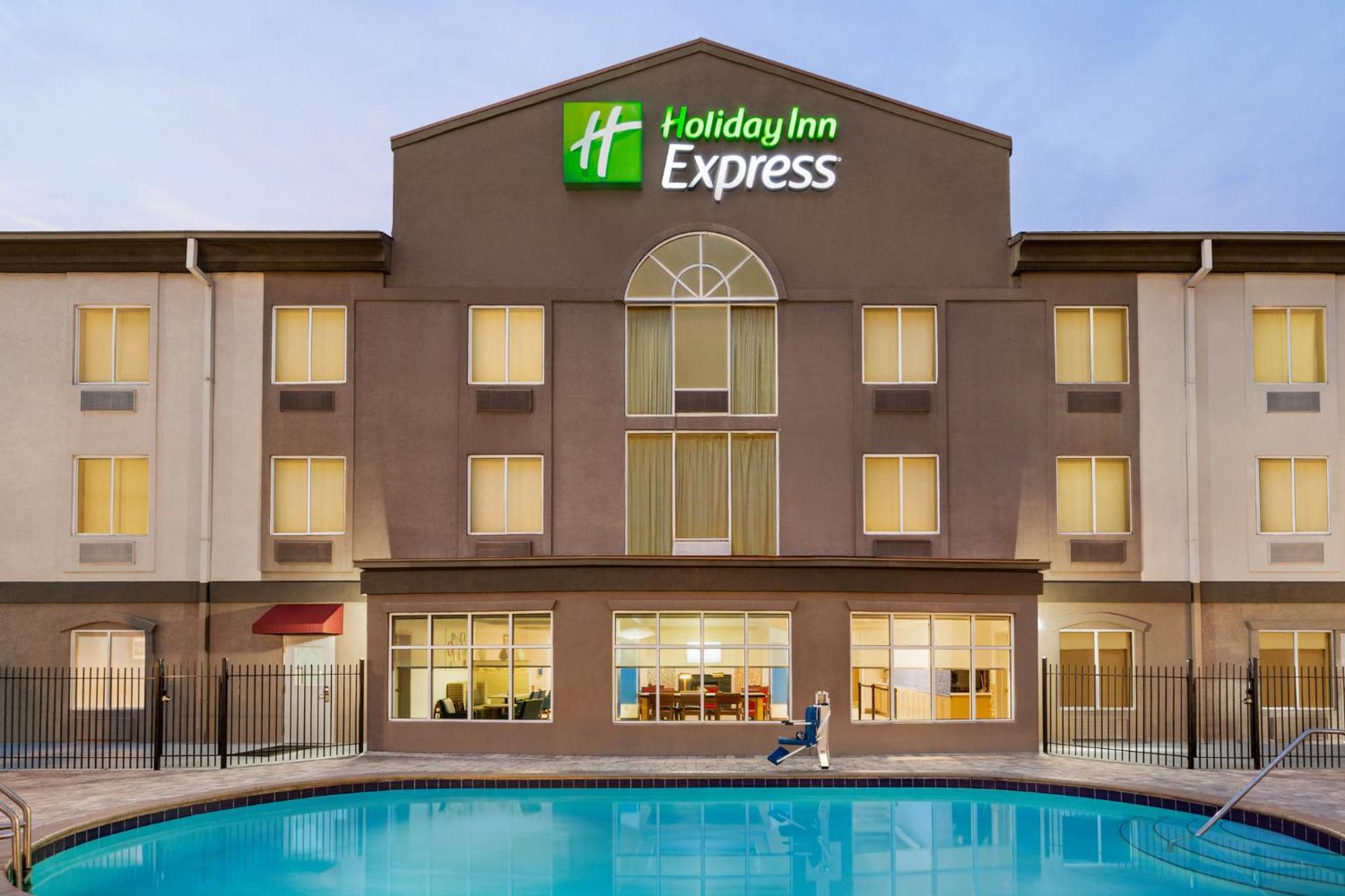 Holiday Inn Express Hotel & Suites Live Oak By Ihg Zewnętrze zdjęcie