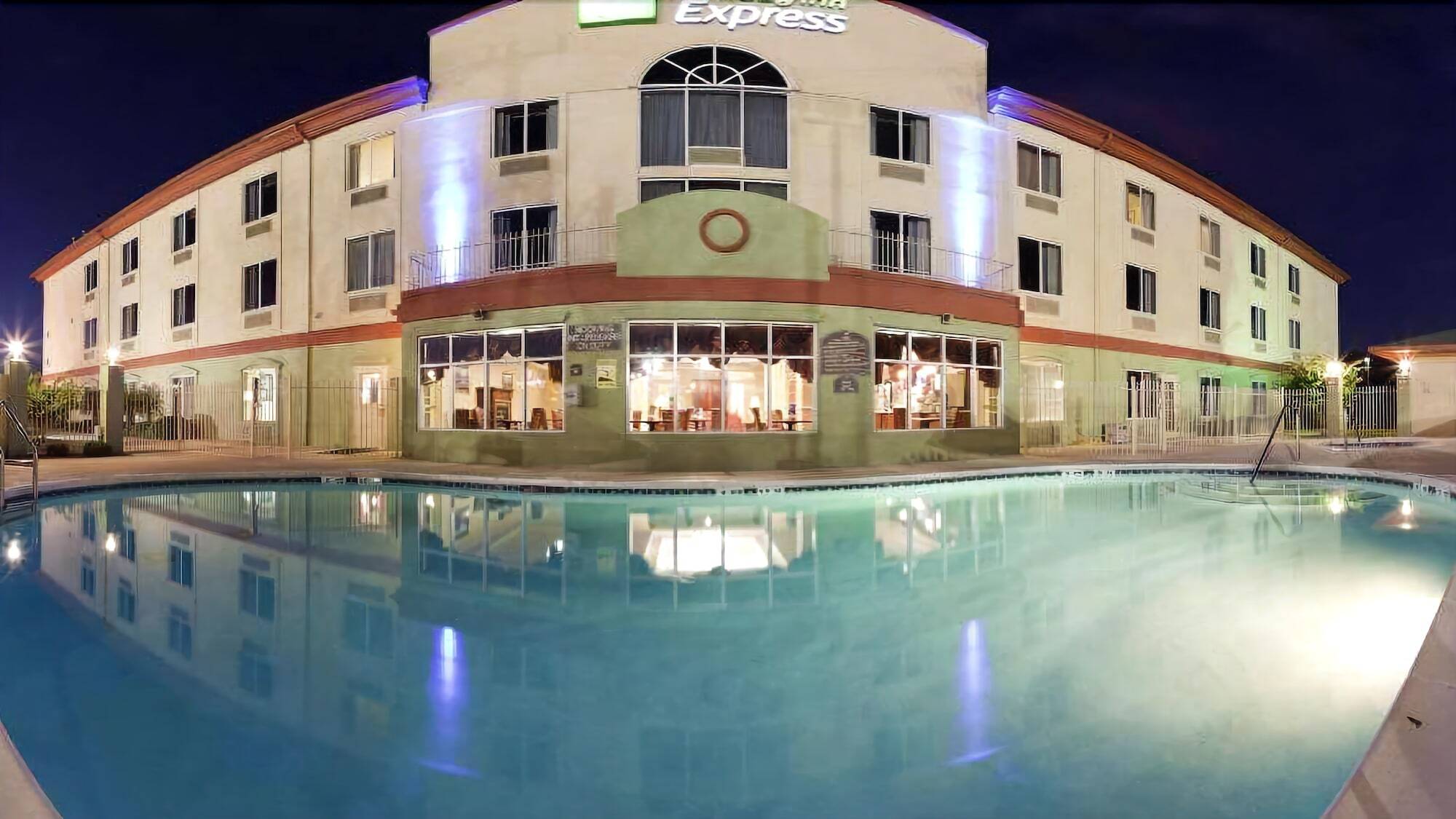 Holiday Inn Express Hotel & Suites Live Oak By Ihg Zewnętrze zdjęcie